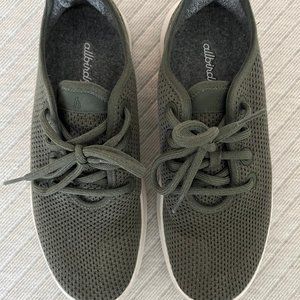 Allbirds Dark Green Tree Runners Sz. 8
